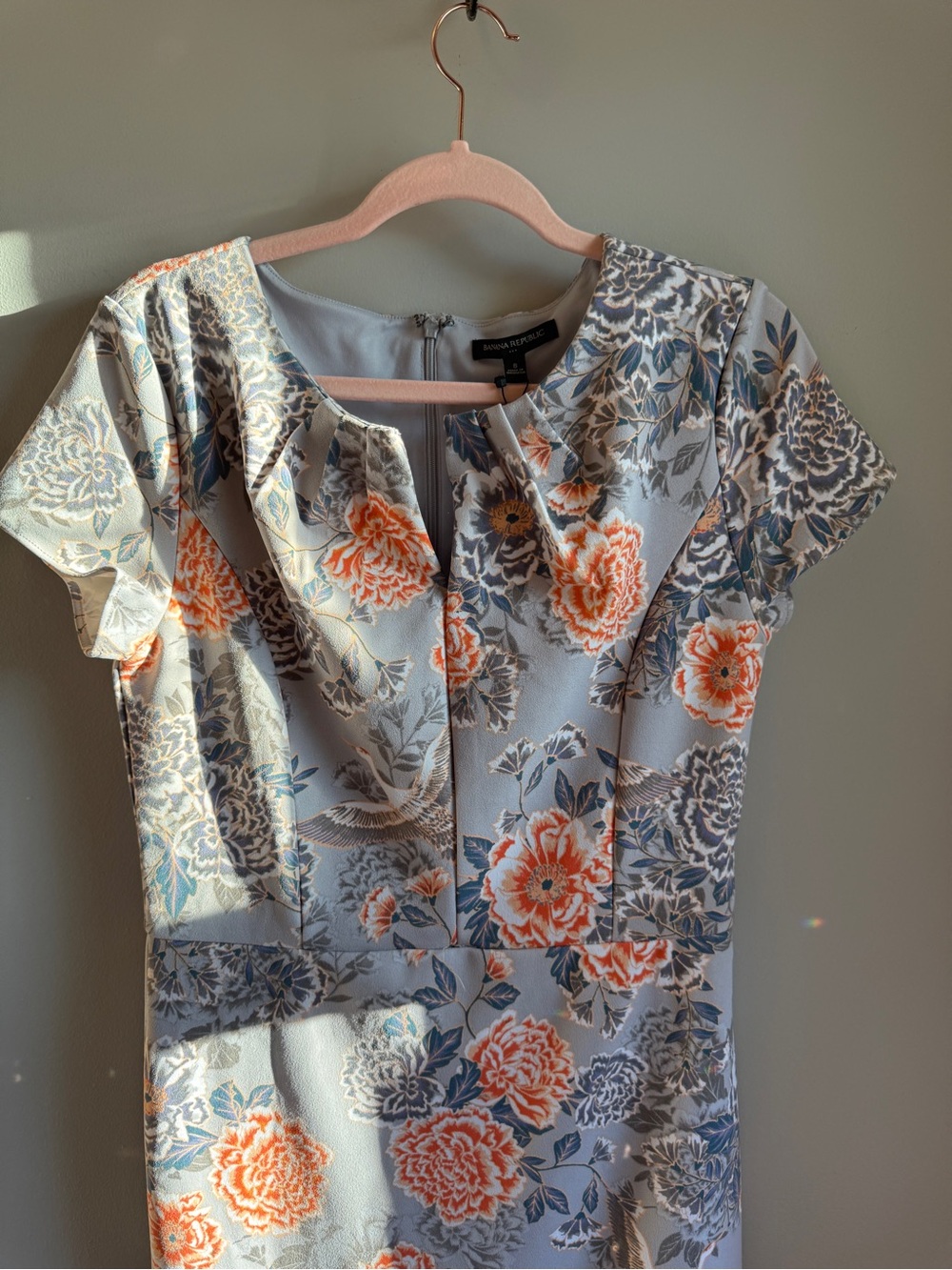 NWT Banana Republic Crane Floral Sheath Dress Cap Sleeve Grey, Blue, Coral - 8 - Picture 6 of 16